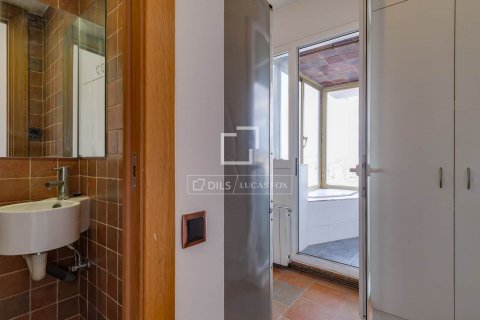 5 bedrooms apartment for sale in Barcelona, Catalonia, Spain № 8968 - photo 28