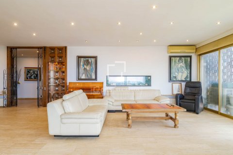5 bedrooms apartment for sale in Barcelona, Catalonia, Spain № 8968 - photo 11