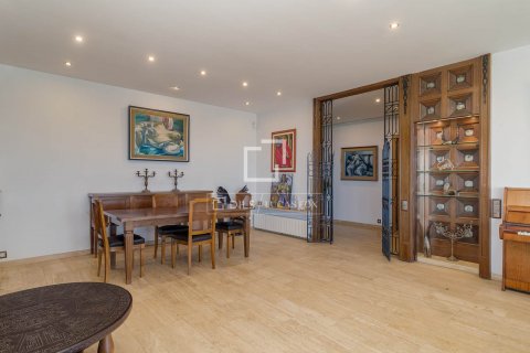 5 bedrooms apartment for sale in Barcelona, Catalonia, Spain № 8968 - photo 13