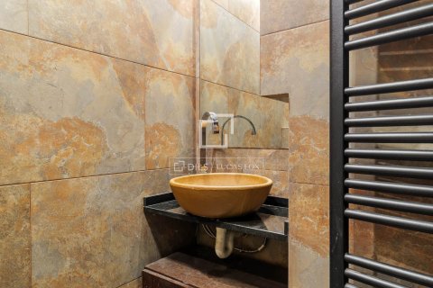 5 bedrooms apartment for sale in Barcelona, Catalonia, Spain № 8968 - photo 22