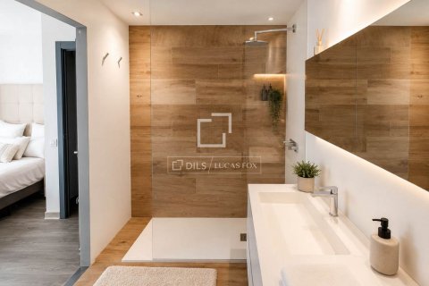 5 bedrooms villa for sale in Esplugues de Llobregat, Barcelona, Catalonia, Spain № 8970 - photo 11