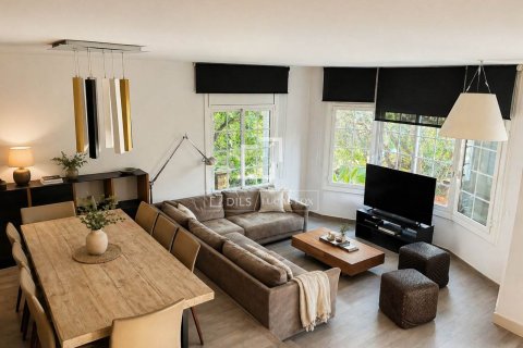 5 bedrooms villa for sale in Esplugues de Llobregat, Barcelona, Catalonia, Spain № 8970 - photo 3