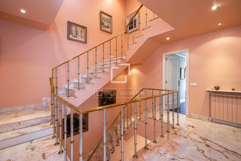8 bedrooms villa for sale in Barcelona, Catalonia, Spain № 8964 - photo 28