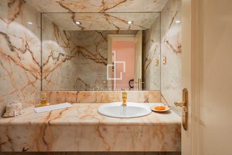 8 bedrooms villa for sale in Barcelona, Catalonia, Spain № 8964 - photo 18