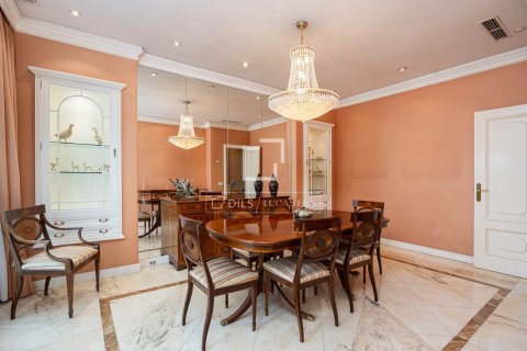 8 bedrooms villa for sale in Barcelona, Catalonia, Spain № 8964 - photo 25