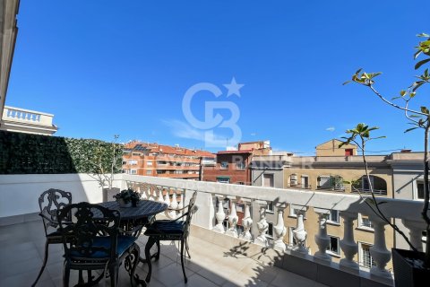 1 bedroom penthouse for sale in Barcelona, Catalonia, Spain № 7951 - photo 23
