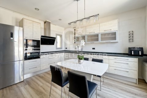 1 bedroom penthouse for sale in Barcelona, Catalonia, Spain № 7951 - photo 18