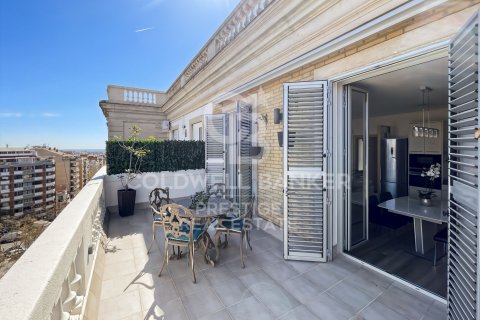 1 bedroom penthouse for sale in Barcelona, Catalonia, Spain № 7951