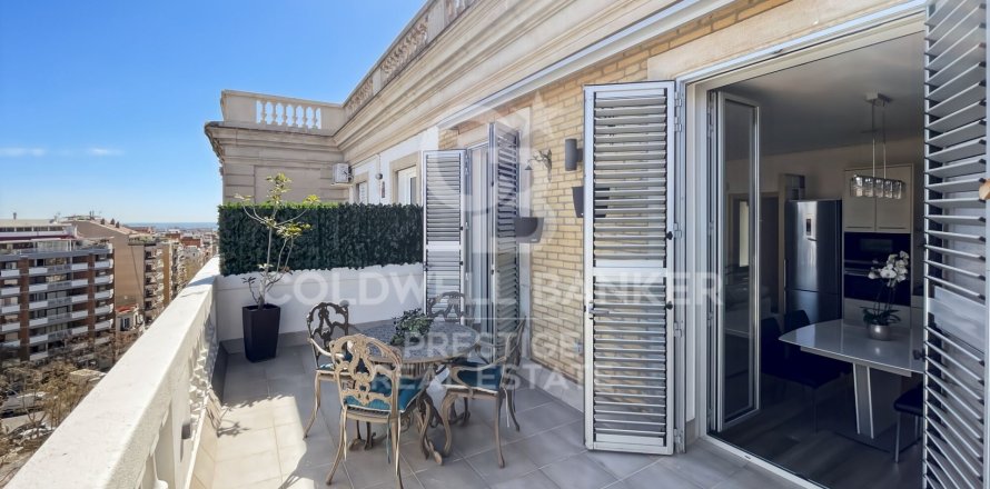 1 bedroom penthouse for sale in Barcelona, Catalonia, Spain № 7951
