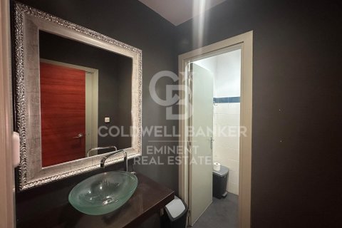 181 sq.m. commercial property for sale in Barcelona, Catalonia, Spain № 7954 - photo 5