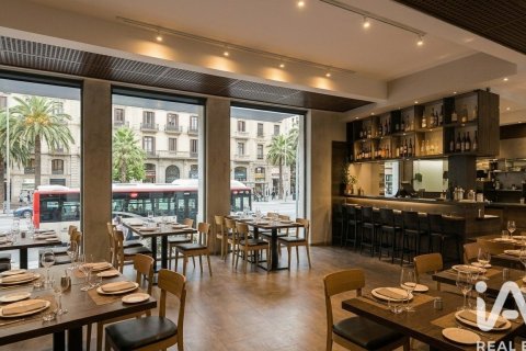 Cafetería / restaurante de 263 m² en alquiler en Badalona, Barcelona, Cataluña, Spain № 8304 - foto 17
