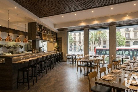 Cafetería / restaurante de 263 m² en alquiler en Badalona, Barcelona, Cataluña, Spain № 8304 - foto 21