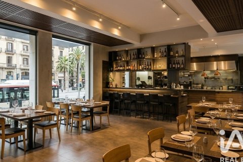 Cafetería / restaurante de 263 m² en alquiler en Badalona, Barcelona, Cataluña, Spain № 8304 - foto 14