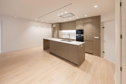 4 chambres apartment à vendre à Barcelona, Catalonia, Spain № 7187 - photo 21