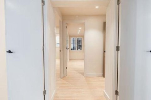 4 chambres apartment à vendre à Barcelona, Catalonia, Spain № 7187 - photo 19