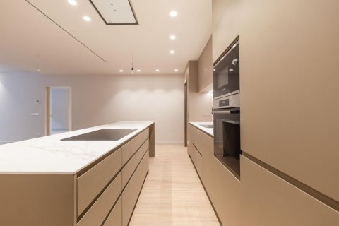 4 chambres apartment à vendre à Barcelona, Catalonia, Spain № 7187 - photo 24