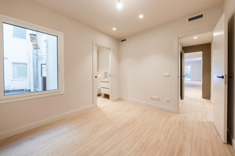 4 chambres apartment à vendre à Barcelona, Catalonia, Spain № 7187 - photo 16