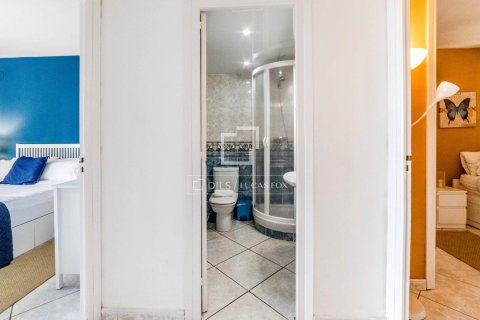 2 bedrooms apartment for sale in Sitges, Barcelona, Catalonia, Spain № 7183 - photo 11