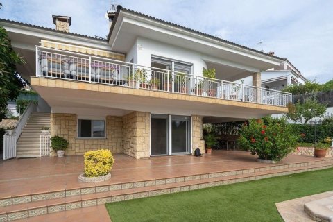 6 bedrooms house for sale in Lloret de Mar, Girona, Catalonia, Spain № 7184 - photo 28