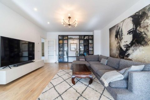 6 bedrooms house for sale in Lloret de Mar, Girona, Catalonia, Spain № 7184 - photo 18