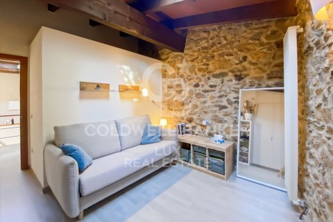 3 bedrooms house for sale in Palau-saverdera, Girona, Catalonia, Spain № 7739 - photo 14