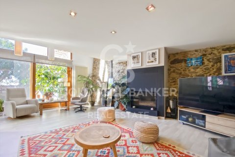 3 bedrooms house for sale in Palau-saverdera, Girona, Catalonia, Spain № 7739 - photo 25