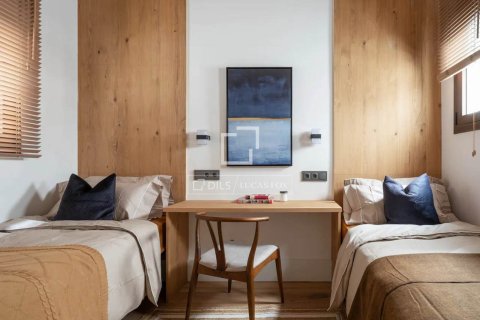Купить квартиру в Барселона, Испания с 3 спальни, 103м², № 3865 - фото 10