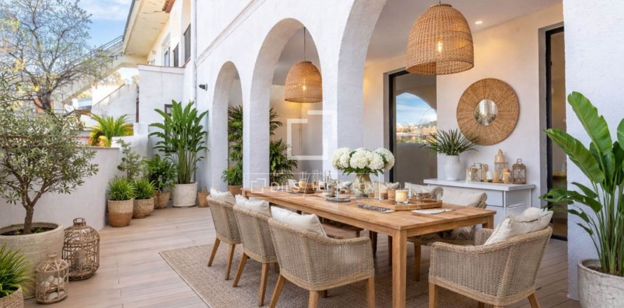 5 bedrooms villa for sale in Sant Just Desvern, Barcelona, Catalonia, Spain № 3868