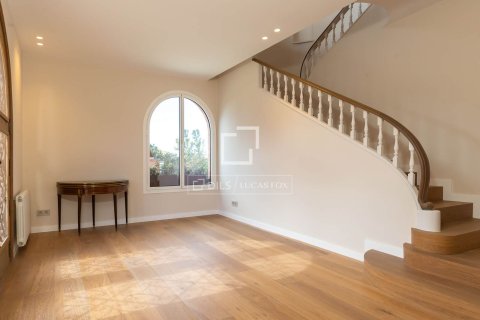 5 bedrooms villa for sale in Sant Just Desvern, Barcelona, Catalonia, Spain № 3868 - photo 21