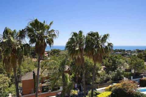 4 bedrooms house for sale in Castelldefels, Barcelona, Catalonia, Spain № 1404 - photo 16