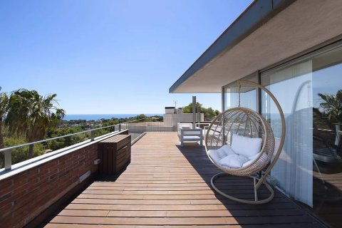 4 bedrooms house for sale in Castelldefels, Barcelona, Catalonia, Spain № 1404 - photo 13