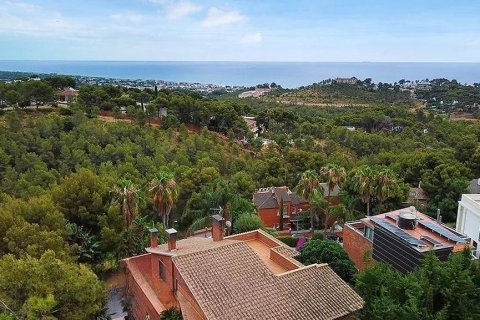 5 bedrooms house for sale in Castelldefels, Barcelona, Catalonia, Spain № 1406 - photo 2