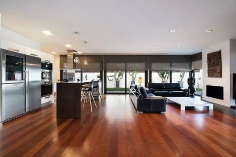 4 bedrooms house for sale in Castelldefels, Barcelona, Catalonia, Spain № 1405 - photo 9
