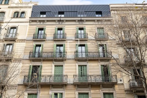 Apartamento de 2 dormitorios en alquiler en Barcelona, Cataluña, Spain № 4510 - foto 29