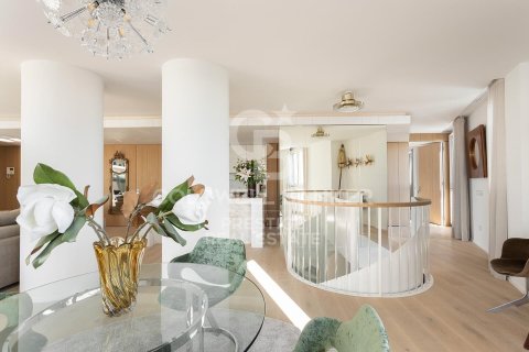 4 bedrooms penthouse for sale in Barcelona, Catalonia, Spain № 5942 - photo 12