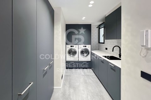4 bedrooms apartment for sale in Barcelona, Catalonia, Spain № 5941 - photo 16