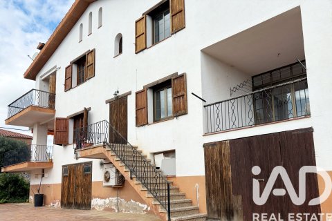 7 bedrooms house for sale in Roda de Berà, Tarragona, Catalonia, Spain № 4631 - photo 3